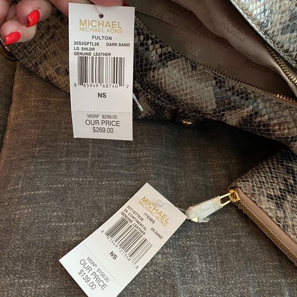 Michael Kors purse and matching wallet NWT - Picture 3 of 16